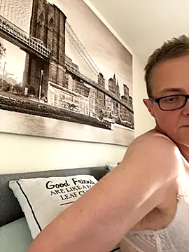 Curvy-Jinx online show from 09.11.25