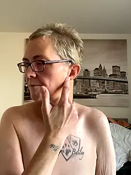 Curvy-Jinx online show from 10.28.25