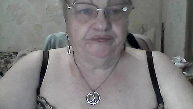 Snapshot of NatalieNorth chatting on 09.17.25 NatalieNorth online show from 09.17.25