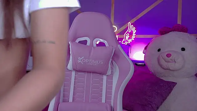 Chloegi   online show from 09.22.25