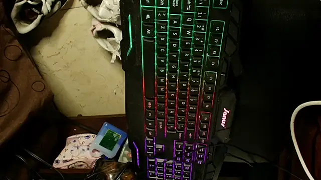 Snapshot of luisahot_9727 chatting on 10.27.25 luisahot 9727 online show from 10.27.25