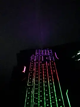 Snapshot of luisahot_9727 chatting on 10.30.25 luisahot 9727 online show from 10.30.25