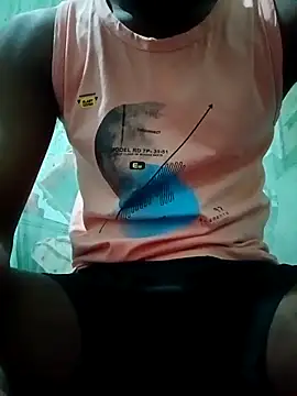 Snapshot of monubigcoock chatting on 10.15.25 monubigcoock online show from 10.15.25