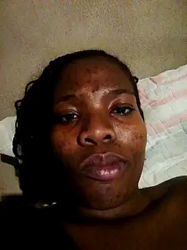 Snapshot of Sweetheart1695 chatting on 10.03.25 Sweetheart1695 online show from 10.03.25