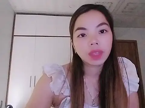 Snapshot of Bree039 chatting on 10.29.25 Bree039 online show from 10.29.25