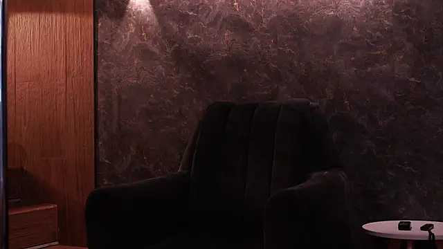 Ariaa Isabell online show from 11.24.25