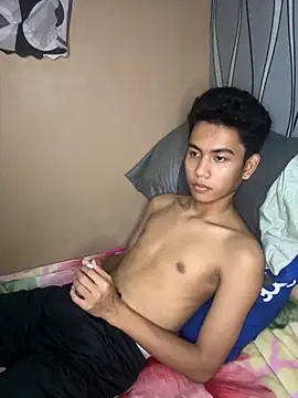 Snapshot of Demure_Asian143 chatting on 09.19.25 Demure Asian143 online show from 09.19.25