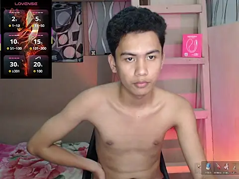 Snapshot of Demure_Asian143 chatting on 11.07.25 Demure Asian143 online show from 11.07.25