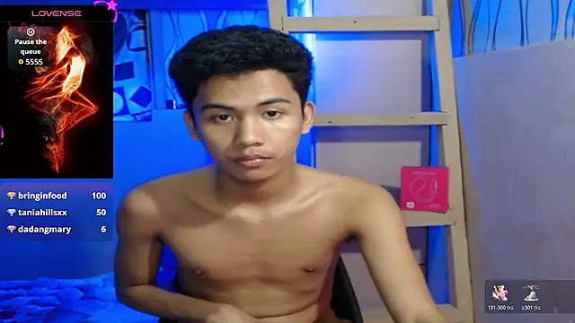 Snapshot of Demure_Asian143 chatting on 11.13.25 Demure Asian143 online show from 11.13.25