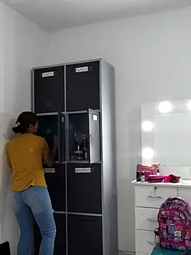 Merybeks online show from 10.23.25