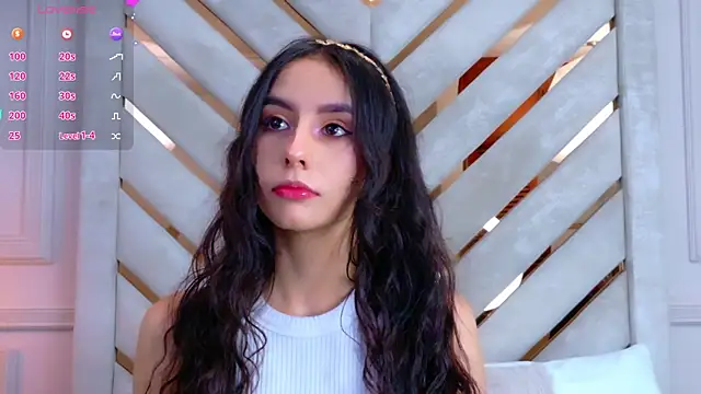 Sarah-Grace online show from 10.25.25