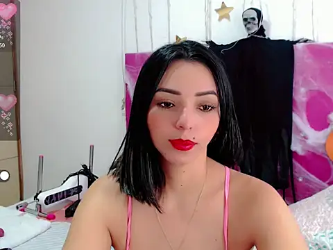 sara arias00 online show from 10.22.25