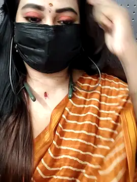 Snapshot of Cutie_nila26 chatting on 10.05.25 Cutie nila26 online show from 10.05.25