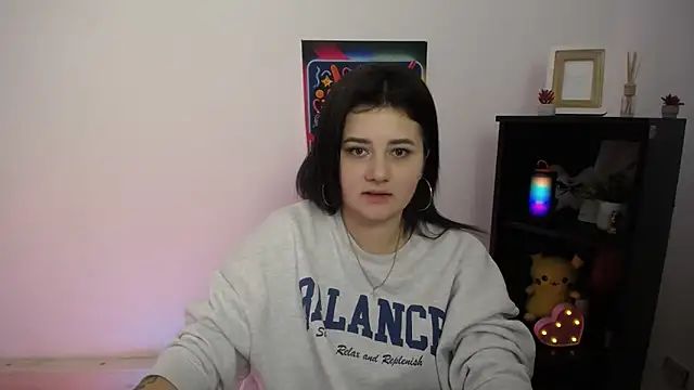 Katrin kiss  online show from 10.19.25