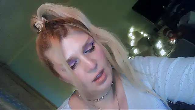 TsPostophere online show from 02.10.25