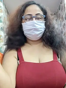 Snapshot of nisha_1110 chatting on 09.19.25 nisha 1110 online show from 09.19.25