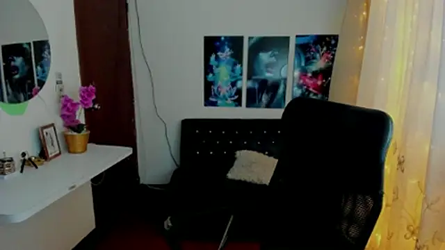 valeria-duarte online show from 11.24.25