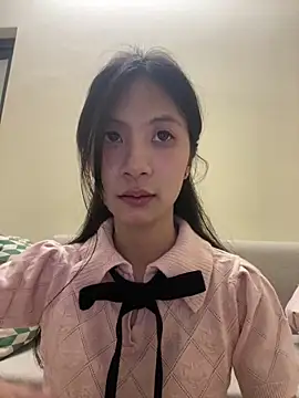 Snapshot of Lil-Gi chatting on 09.17.25 Lil-Gi online show from 09.17.25