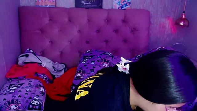 laurenelove online show from 09.10.25