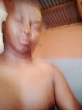 Snapshot of liamer25 chatting on 10.13.25 liamer25 online show from 10.13.25