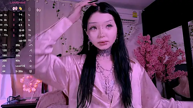 Lein Bone online show from 11.05.25