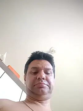 Snapshot of Crocante_Hot chatting on 11.16.25 Crocante Hot online show from 11.16.25