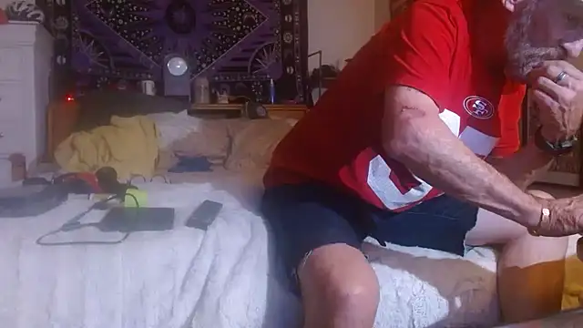 Snapshot of reebokrick650 chatting on 09.24.25 reebokrick650 online show from 09.24.25