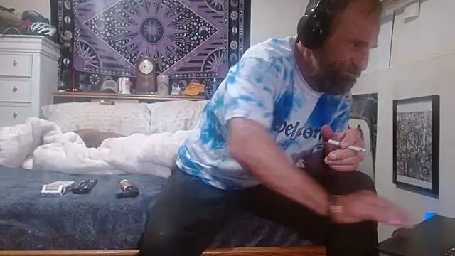 Snapshot of reebokrick650 chatting on 10.23.25 reebokrick650 online show from 10.23.25