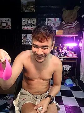 Snapshot of Jheboi69xxx chatting on 10.06.25 Jheboi69xxx online show from 10.06.25