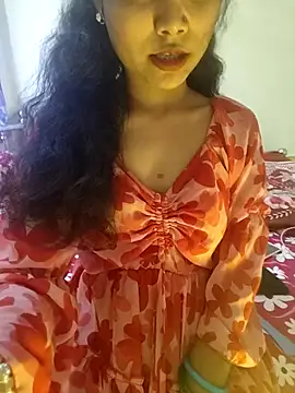 Snapshot of Snaya-baby chatting on 09.18.25 Snaya-baby online show from 09.18.25