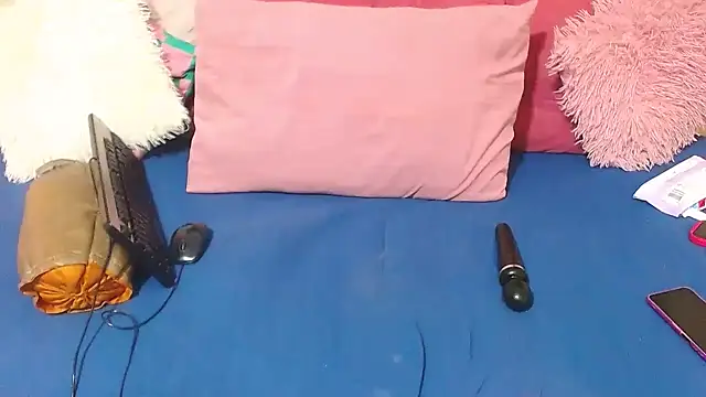 AmazingDarkDoll online show from 12.02.25