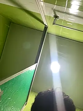 Snapshot of EnfoldedBucolic chatting on 12.04.25 EnfoldedBucolic online show from 12.04.25