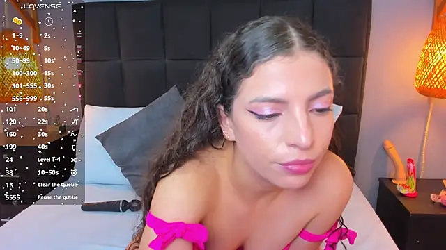 natalie esmith online show from 09.10.25