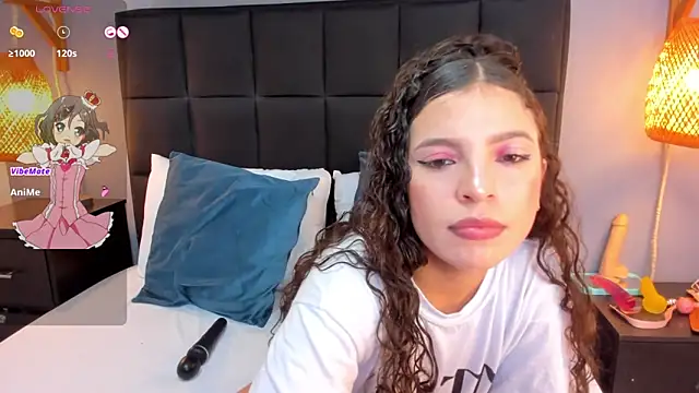 natalie esmith online show from 11.12.25