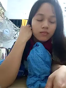 Snapshot of Anny-ly chatting on 10.14.25 Anny-ly online show from 10.14.25