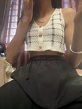 modelnishu online show from 10.19.25