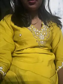 modelnishu online show from 10.25.25