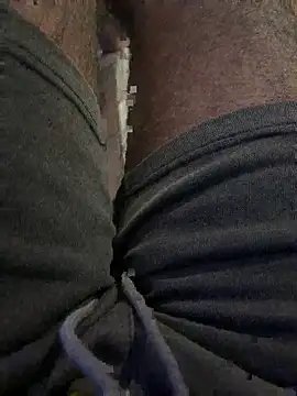 Snapshot of bigDick_000610 chatting on 09.29.25 bigDick 000610 online show from 09.29.25