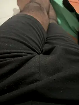 Snapshot of bigDick_000610 chatting on 10.05.25 bigDick 000610 online show from 10.05.25