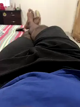 Snapshot of bigDick_000610 chatting on 10.31.25 bigDick 000610 online show from 10.31.25