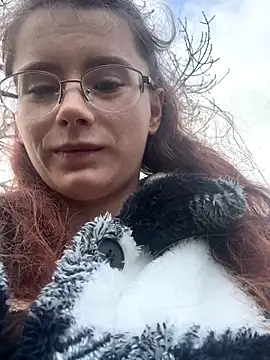 Snapshot of raen001 chatting on 11.03.25 raen001 online show from 11.03.25