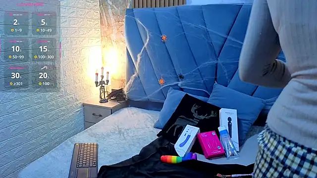 angel  red  online show from 10.14.25