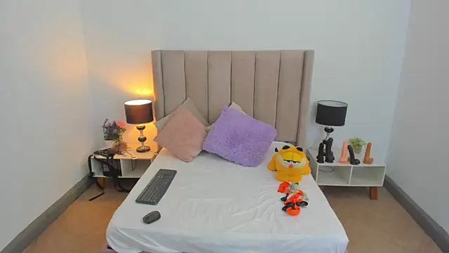 evvaa moon69 online show from 10.03.25