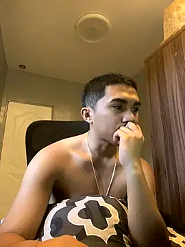 Snapshot of pinoyAdrianneXXX chatting on 09.18.25 pinoyAdrianneXXX online show from 09.18.25