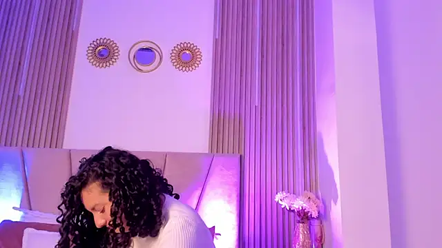 Rachell Jamess online show from 11.06.25