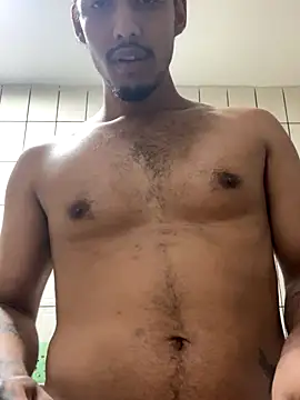 Snapshot of BAGHEERAPGG chatting on 10.21.25 BAGHEERAPGG online show from 10.21.25