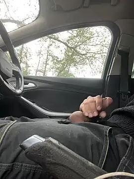 Snapshot of your_bi_slave chatting on 10.04.25 your bi slave online show from 10.04.25