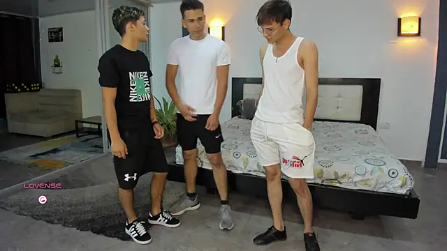 Snapshot of Bisexlifehot__ chatting on 09.13.25 Bisexlifehot online show from 09.13.25