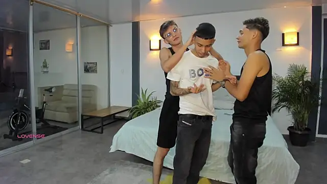 Snapshot of Bisexlifehot__ chatting on 09.19.25 Bisexlifehot online show from 09.19.25