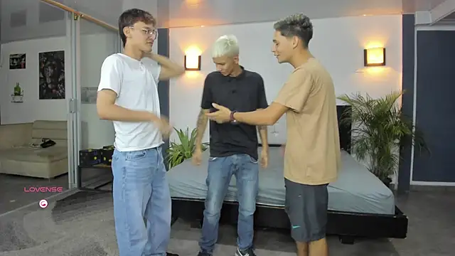 Snapshot of Bisexlifehot__ chatting on 09.26.25 Bisexlifehot online show from 09.26.25